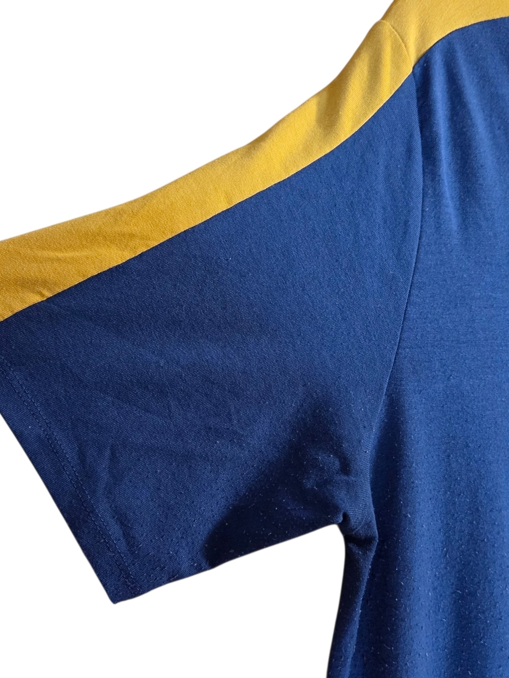 LuLaRoe Blue Tee with Yellow Trim - Picture 4 of 5